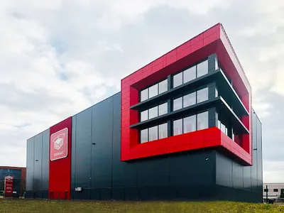 Less Mess Dąbrowskiego - Magazyny Self Storage Poznań